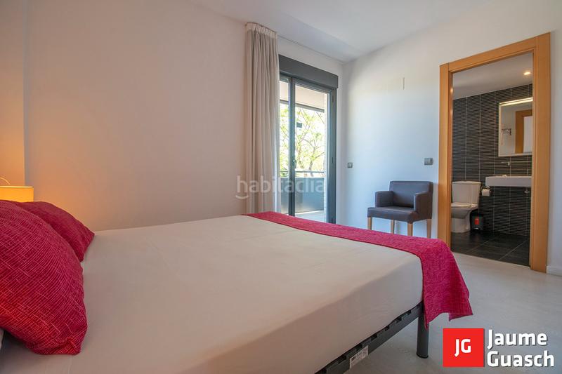 Foto 00b9323e-c359-413a-8cb3-e0eafef282f4. Duplex in carrer francesc gual gabardos 8 in Babilonia Torredembarra