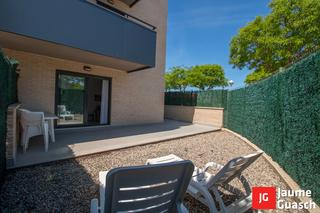 Zweistöckige Wohnung in Carrer francesc gual gabardos 8. Dúplex con jardín y piscina comunitaria