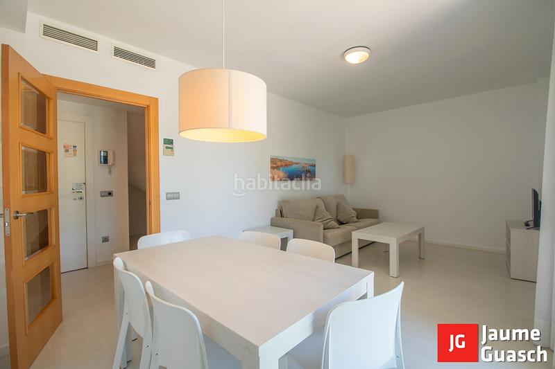 Foto 5e43a8a5-733f-4979-b8e8-da90c79395b3. Duplex in carrer francesc gual gabardos 8 in Babilonia Torredembarra