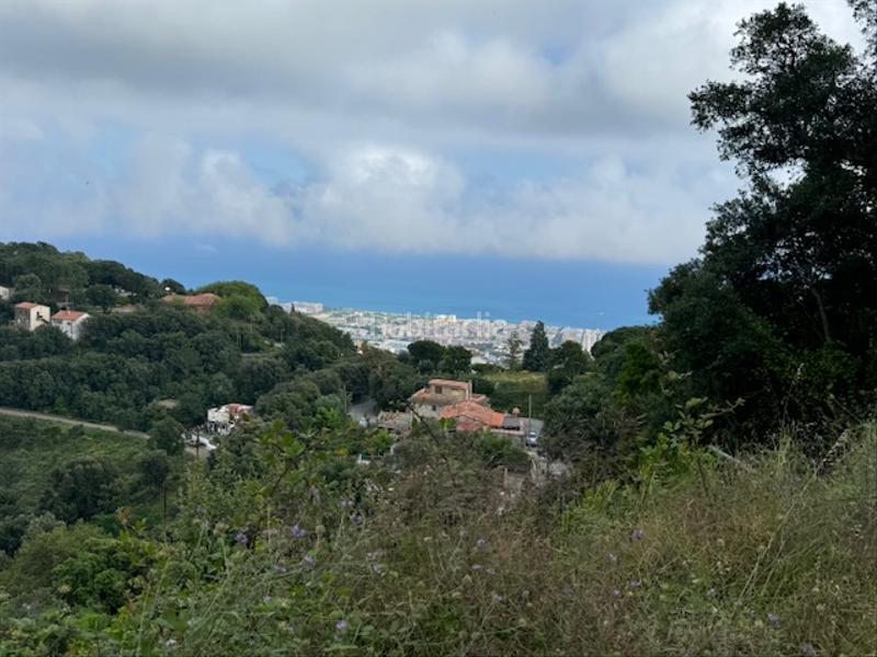 Foto ec663cd4-624a-4773-bdb0-bc71a20f45ed. Chalet con parcheggio in Can Carreras - Montessol Pineda de Mar