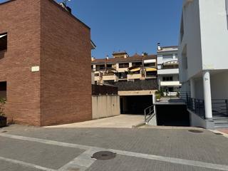Autoparkplatz in Cabrils. Plaza de parking en cabrils
