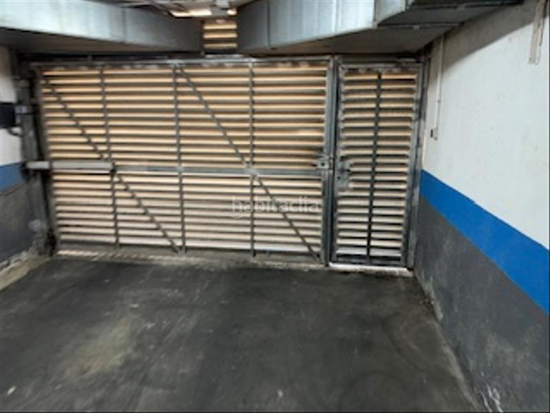 Foto 585c1077-e108-4be9-8c15-0ed1e5cd12bb. Parking coche plaza de parking en Cabrils