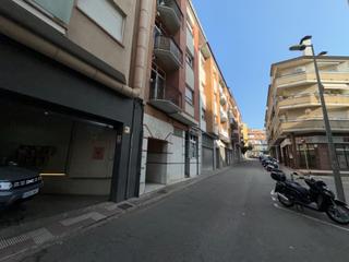 Appartement à Centre. Piso en blanes centro con garaje