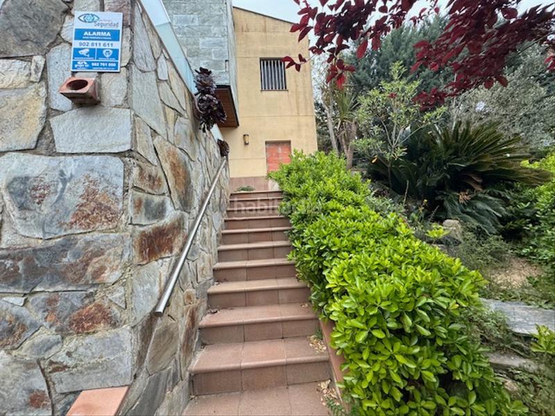 Foto 0ba0e521-0775-4481-95b4-a62cb269c86e. Chalet  con piscina y amplias terrazas con gran garaje entre cala sant francesc y cala santa cristina en Blanes