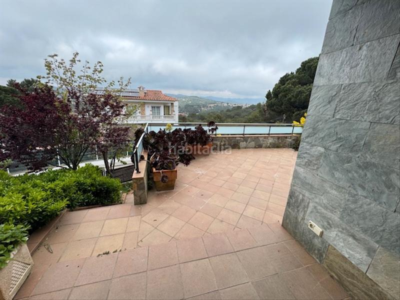 Foto 694d3127-59d3-4fa7-adf0-2311fe7281a1. Chalet  con piscina y amplias terrazas con gran garaje entre cala sant francesc y cala santa cristina en Blanes