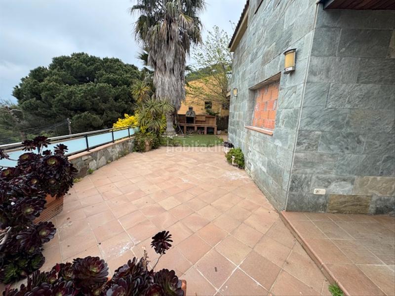 Foto bc9ffe82-379d-402e-bb34-e2b897a10b9f. Chalet  con piscina y amplias terrazas con gran garaje entre cala sant francesc y cala santa cristina en Blanes