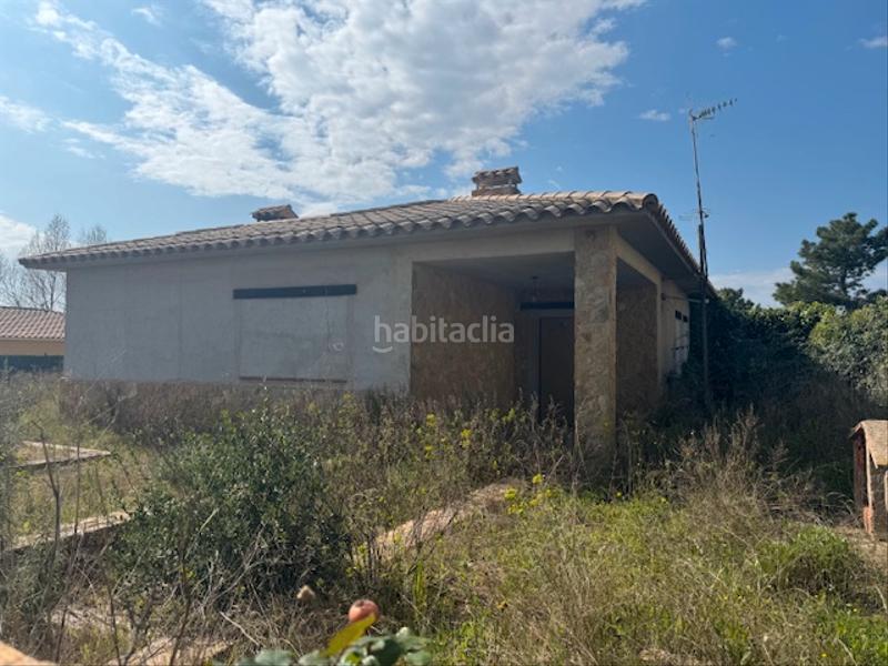 Foto 049606cf-2974-4e85-aac1-64dd3e7dfd53. Chalet casa unifamiliar en una planta de 3 habitaciones y 2 baños en gran parcela. en Tordera