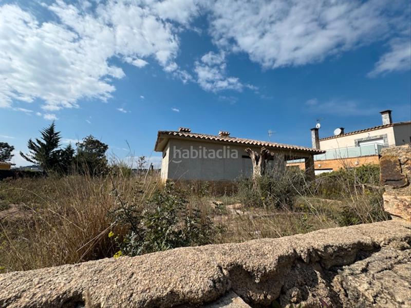 Foto f1da3632-c42f-492e-a41e-21bd4d350865. Chalet casa unifamiliar en una planta de 3 habitaciones y 2 baños en gran parcela. en Tordera