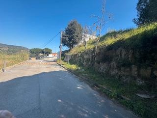 Landgut in Carrer de telia 43. Terreno rustico pendiente a re calificar muy cercano al pueblo d