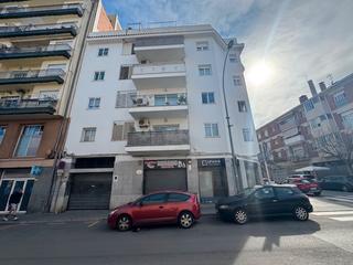 Aparcament cotxe a Ronda francesc macià 9. Parking en eixample de matarò se mi centro  tocando el camí ral