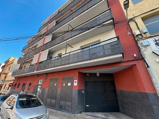 Aparcament de moto a Ronda bellavista 15. Plaza de moto en zona  cerdanyola  norte tocando ronda ramon tur