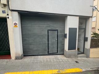 Autoparkplatz in Carrer navarra 70. Parking individual en masnou centro