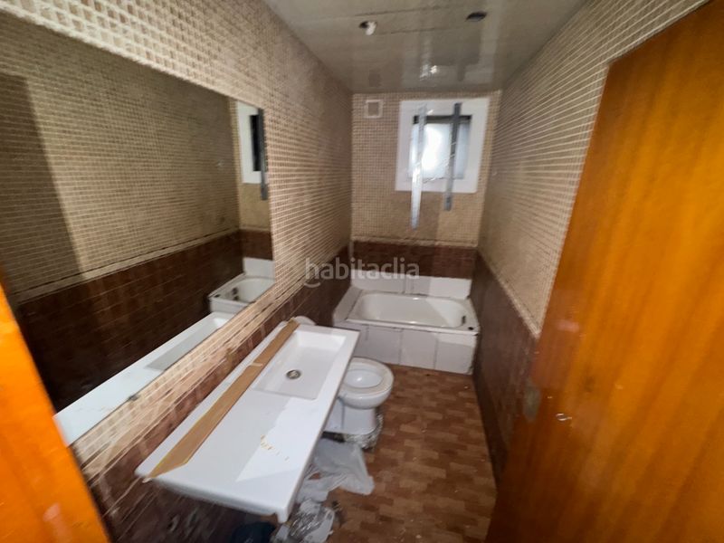 Foto f6b793b9-85d8-4b3a-b04f-0f90caecbd6e. Flat in Rocafonda Mataró