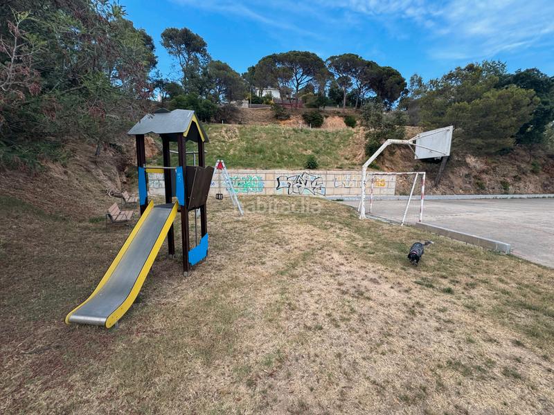 Foto 8b00b8f8-7688-4892-af7d-ac36d5b276bb. Chalet con parcheggio piscina in terrabrava - Tordera parc Tordera