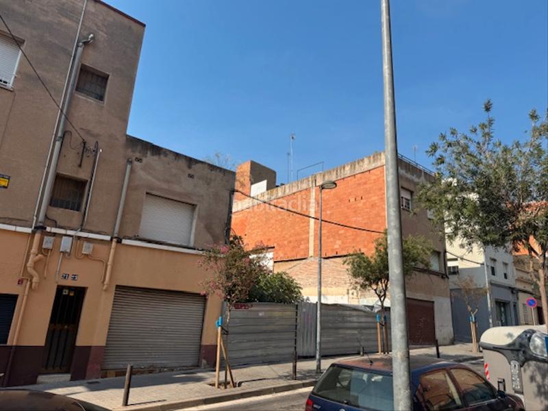 Foto 5832de6c-432b-4e14-b3cd-bd26364005c1. Terrain résidentiel dans carrer de marià benlliure 25 dans Badalona