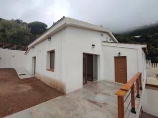 Chalet à Niàgara Parc -Àgora Parc. Casa nueva unifamiliar de 5habitaciones y 2 baños tipo chalet de