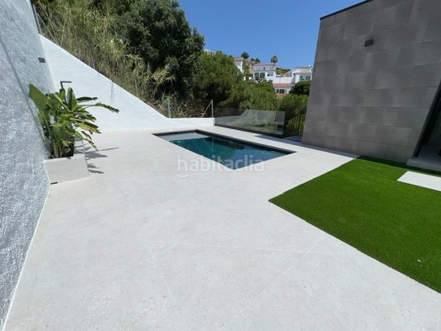 Foto 95ca8775-158d-4167-b2cc-3df423f9bfab. Xalet amb xemeneia aparcament piscina a Urbanitzacions Sant Pol de Mar