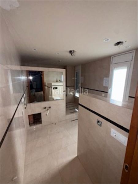 Foto fe4c671c-bf8c-4e57-9cd1-e6c8a5df2a55. Chalet avec cheminée chauffage parking piscine dans Maçanet de la Selva