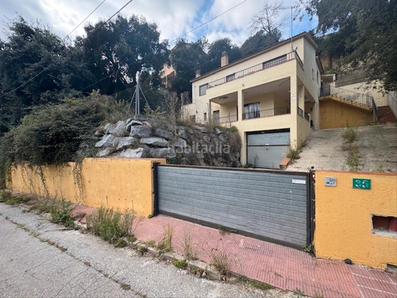 Foto 231a3005-d84a-48f9-b6e0-6d38d6d206a0. Xalet amb calefacció aparcament a Dosrius poble Dosrius