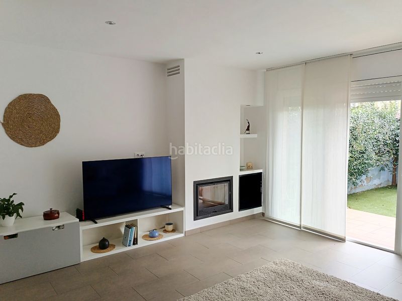 Foto f46084c4-ec96-4784-bbc8-da194fee4872. Casa adossada amb calefacció aparcament a Malgrat de Mar