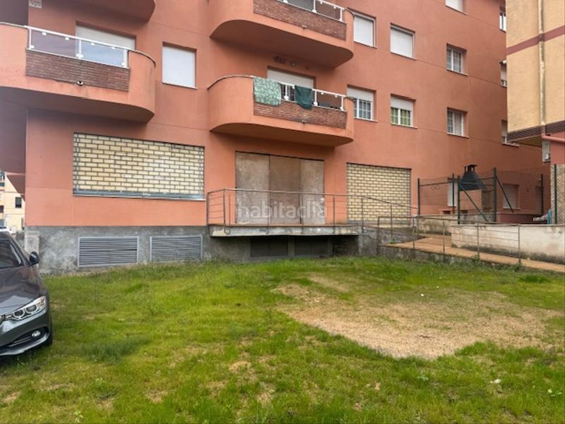 Foto 526bb684-167c-4d0d-b3dd-5715cc2b0079. Local comercial en carrer puig gros 1 local puerta 2 comercial diáfano delante la carretera de llagostera . en Tossa de Mar