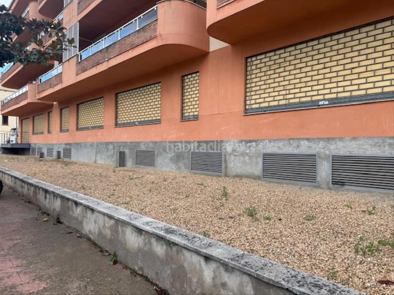 Foto 7906fc3f-ec20-40a3-b3b8-b1c706e7b6c1. Local comercial en carrer puig gros 1 local puerta 2 comercial diáfano delante la carretera de llagostera . en Tossa de Mar