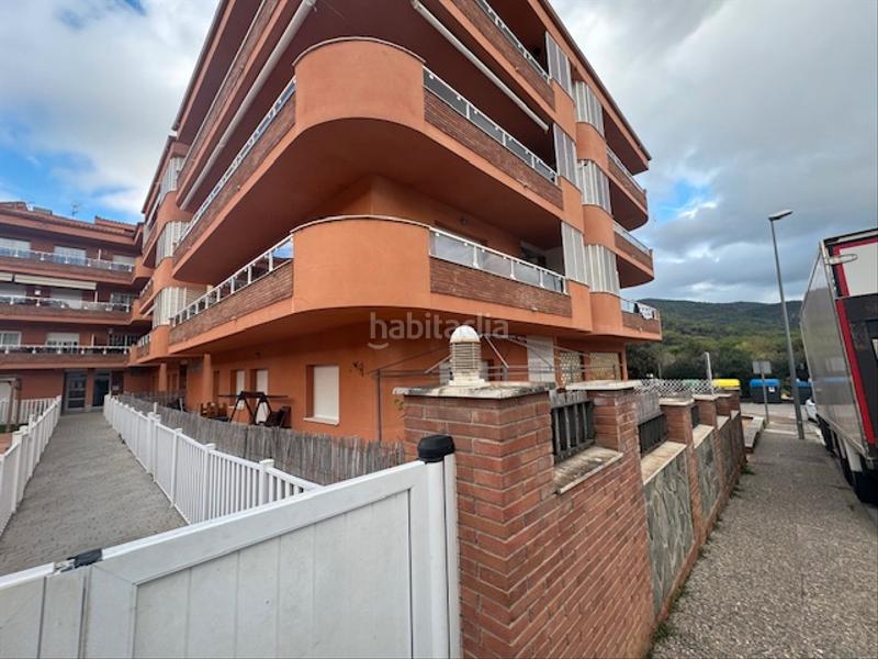 Foto 9106668f-88da-44ca-ae1a-a56a51556162. Local comercial en carrer puig gros 1 local puerta 2 comercial diáfano delante la carretera de llagostera . en Tossa de Mar