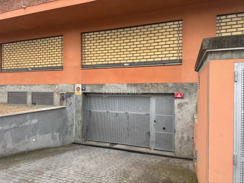 Foto ac0d4843-db26-4f05-81b6-02e102226333. Local comercial en carrer puig gros 1 local puerta 2 comercial diáfano delante la carretera de llagostera . en Tossa de Mar