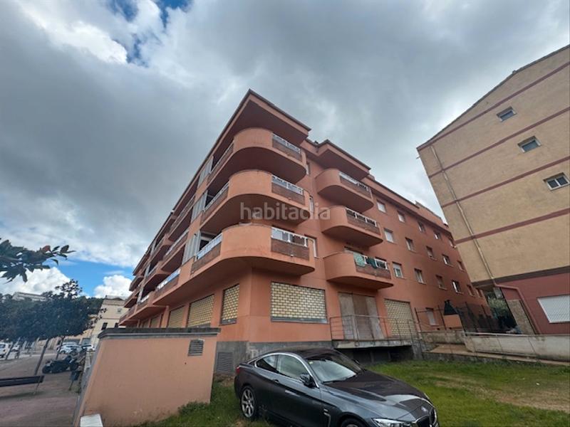 Foto b486c5c9-9ccf-4af9-9348-8c8d158d49e2. Local comercial en carrer puig gros 1 local puerta 2 comercial diáfano delante la carretera de llagostera . en Tossa de Mar