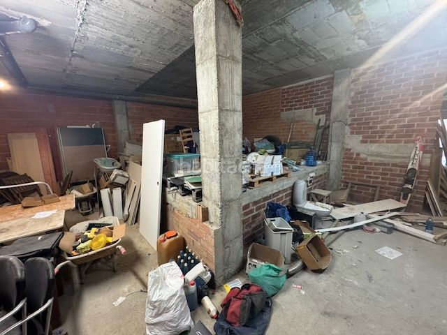 Foto 54a5dd50-4a13-498c-bbfe-e2b2e073384f. Local comercial a Centre Arenys de Mar