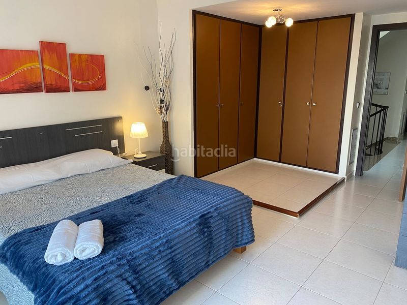 Foto 11e22e32-bd0a-4db0-92e0-6102482f9554. Casa adossada amb calefacció piscina a Calella