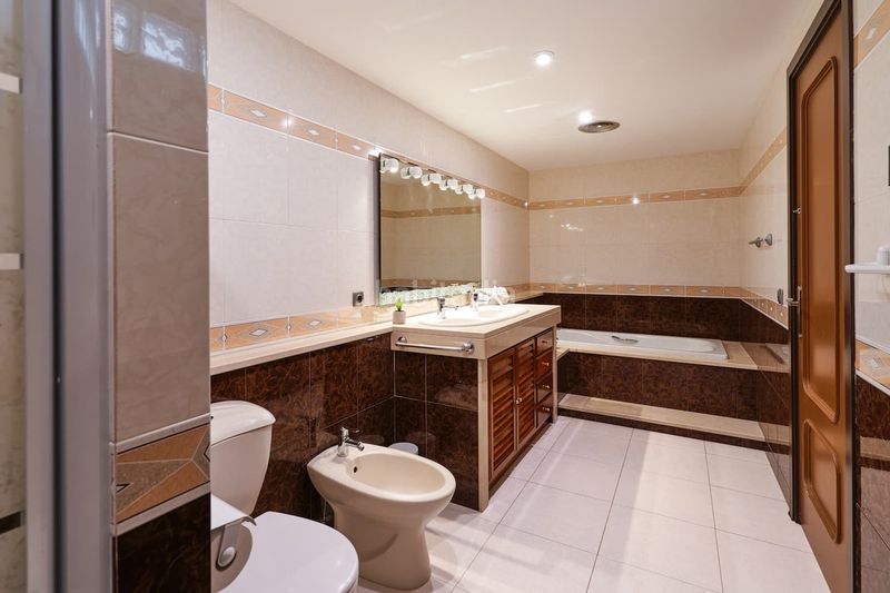 Foto 648820c2-1008-4740-9d41-a1f44fdb1e81. Casa adossada amb calefacció piscina a Calella