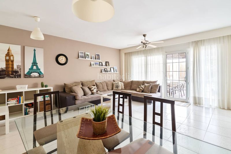 Foto 7bd1d093-7da0-49a1-be2d-80be9ad79a2d. Casa adossada amb calefacció piscina a Calella