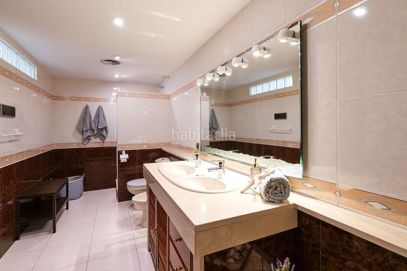 Foto 7dfe3abc-92b4-4226-a744-3846cec8d75c. Casa adossada amb calefacció piscina a Calella