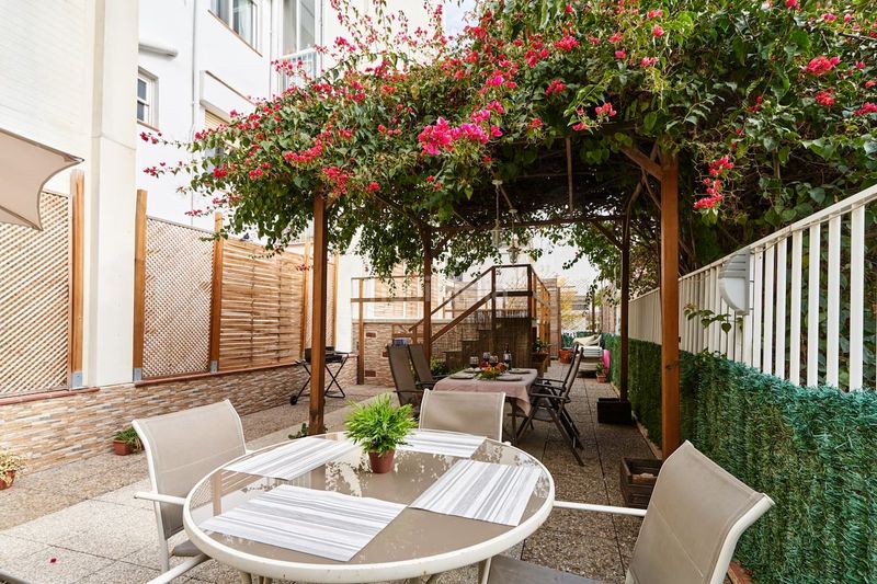 Foto 8ea7d5bf-86ed-4973-a822-f1a95eec7c51. Casa adossada amb calefacció piscina a Calella