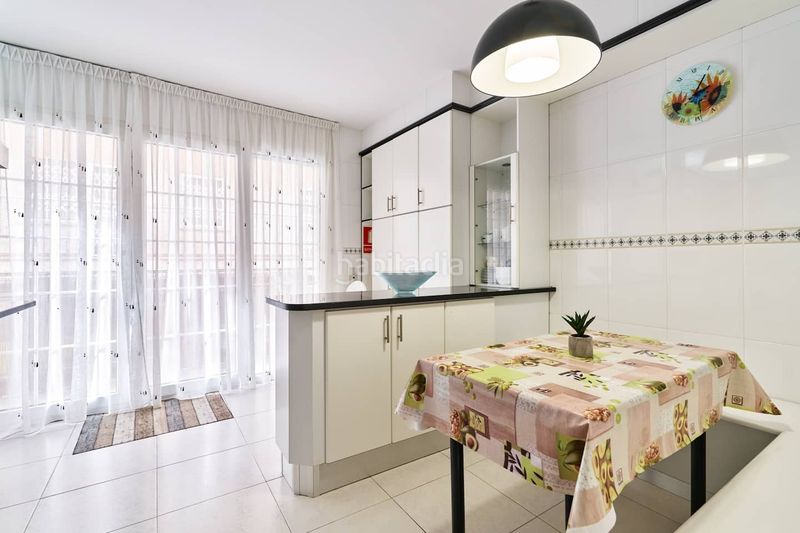 Foto 90f1821c-de0e-49f8-8838-d4037ca0143d. Casa adossada amb calefacció piscina a Calella