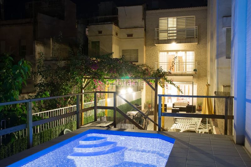 Foto b2f0cc05-af62-4e23-9aab-93e46daa43bf. Casa adossada amb calefacció piscina a Calella