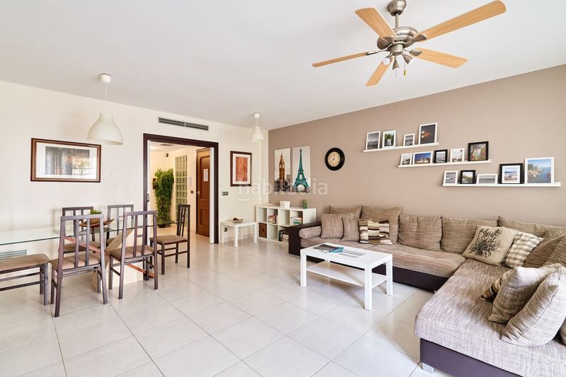 Foto bf276b66-182d-45d5-8f5a-23354c1c0505. Casa adossada amb calefacció piscina a Calella