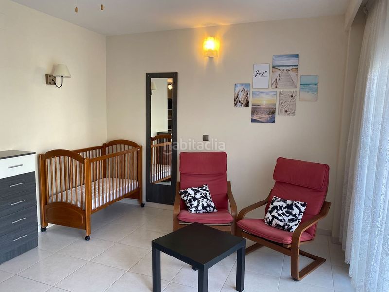 Foto d1cf2d44-1b25-400c-8567-7c427724a92e. Casa adossada amb calefacció piscina a Calella