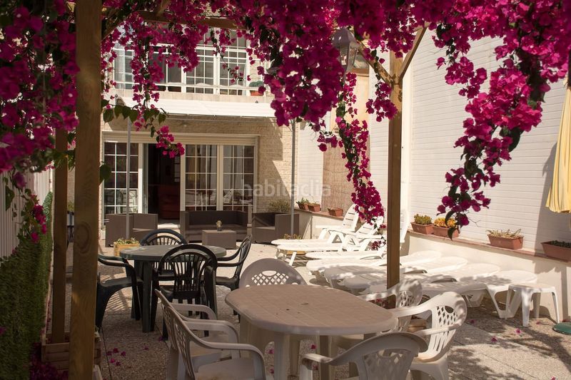 Foto f6ac457b-de9b-432f-a6c7-68c3539023fe. Casa adossada amb calefacció piscina a Calella