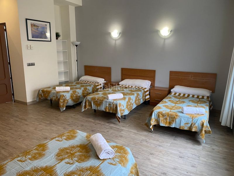 Foto fb77ad28-729c-40cb-9a2d-d3eba75a8703. Casa adossada amb calefacció piscina a Calella