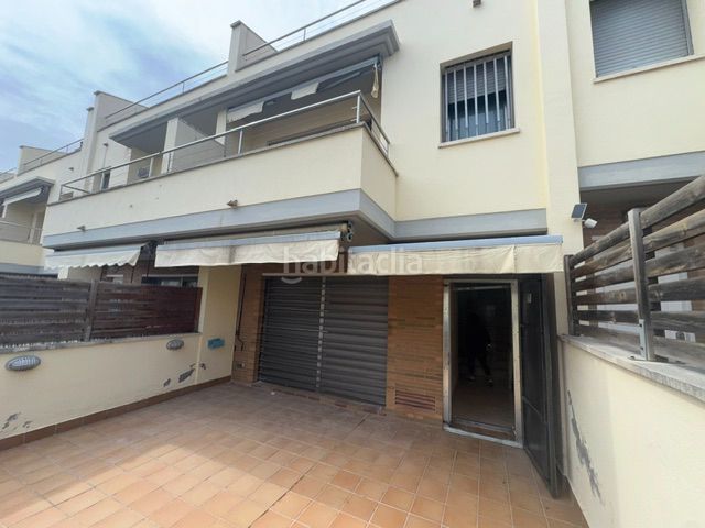 Foto 5e8d3ca5-d012-412a-8040-33d01ed4a0c5. Casa adossada amb calefacció aparcament piscina a Sant Andreu de Llavaneres