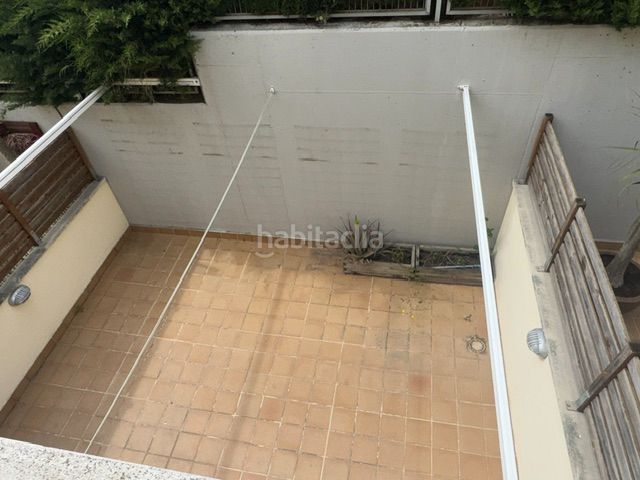 Foto 77c49f7d-5b22-4f58-bf60-77456b340ea3. Casa adossada amb calefacció aparcament piscina a Sant Andreu de Llavaneres