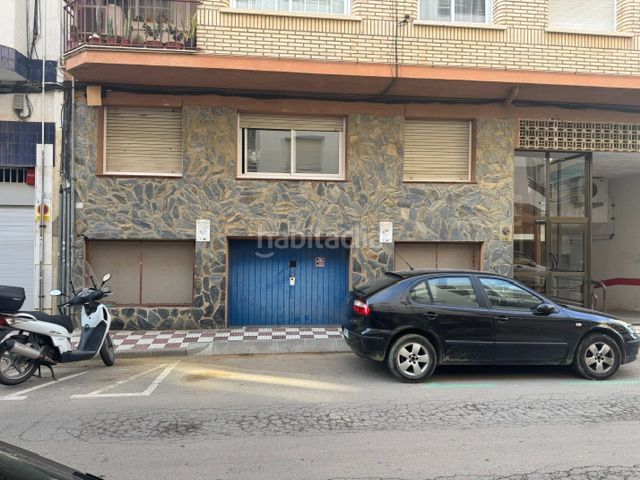 Foto a8fd35a4-e92f-4a22-a9a5-bc80b2c48ad0. Local comercial a carrer progrés 51 a Centre Pineda de Mar