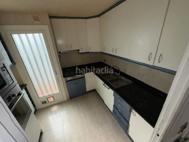 Foto ddc04d45-3cbe-4411-a59d-b6649c7e34bf. Àtic a Malgrat de Mar