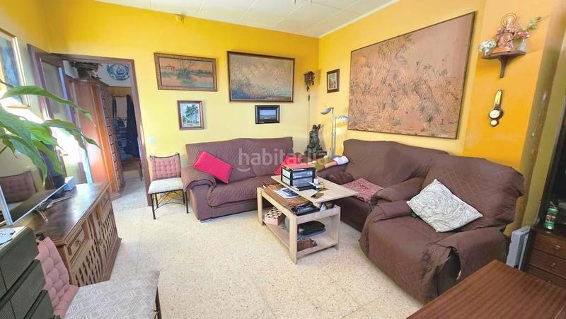 Foto 04c7af17-6e3e-4d20-b62b-60bc09f2f7fe. Casa amb calefacció a Eixample Sant Feliu de Guíxols