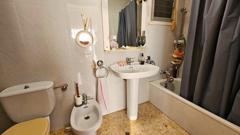 Foto 2217c959-f16f-4de0-8a64-a8695df386a5. Casa amb calefacció a Eixample Sant Feliu de Guíxols