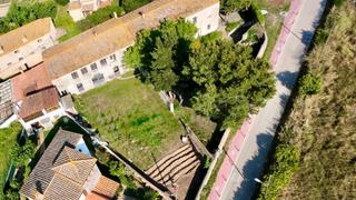 Masia  Camino de sant amanç. Propiedad única con amplios espacios y una elegante arquitectura