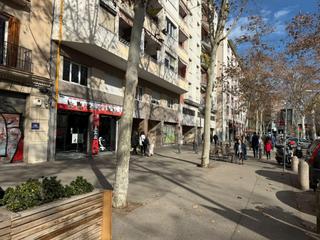 Local Comercial  Passeig passeig de pujades. Local comercial en venta frente al parc de la ciutadella.