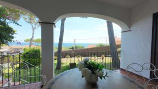 Chalet  Carrer del puigmal. Chalet con vistas espectaculares al mar